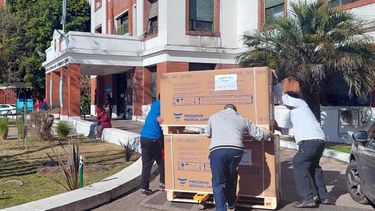 La transferencia de recursos que estamos haciendo a todo el sistema de salud es históricaW, dijo el ministro de Salud bonaerense. La transferencia de recursos que estamos haciendo a todo el sistema de salud es históricaW, dijo el ministro de Salud bonaerense.