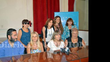 Como cada año, las integrantes del Foro llevarán a cabo hoy a las 18:00 el acto en el Puente de la Mujer. (LA OPINION)