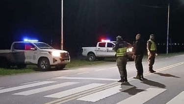 Los controles de seguridad en inmediaciones de los lugares donde se desarrollaron celebraciones por Navidad. Los controles de seguridad en inmediaciones de los lugares donde se desarrollaron celebraciones por Navidad.