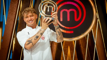 En una definición a puro talento culinario y tensión, el jurado eligió a Ian Lucas como el ganador de esta edición. En una definición a puro talento culinario y tensión, el jurado eligió a Ian Lucas como el ganador de esta edición.