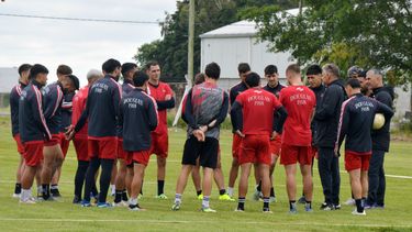 Douglas Haig inicia otro desafió para seguir avanzando hacia el sueño del ascenso. Douglas Haig inicia otro desafió para seguir avanzando hacia el sueño del ascenso.