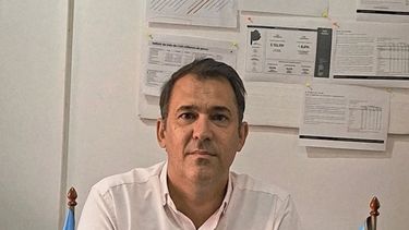 El concejal Martín Rivas cuestionó con dureza un proyecto de ordenanza presentado por el bloque Alianza La Libertad Avanza que propone la creación del programa “Jóvenes Legislando”. El concejal Martín Rivas cuestionó con dureza un proyecto de ordenanza presentado por el bloque Alianza La Libertad Avanza que propone la creación del programa “Jóvenes Legislando”.