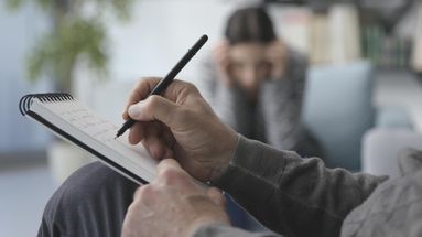 Esta fecha reconoce la actividad y la importancia de los profesionales de la salud mental en relación con el bienestar y la superación de los individuos.