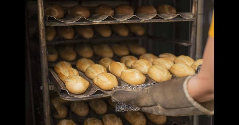 Panaderos en alerta por esta medida y el impacto directo en los precios de la harina; los próximos días serán determinantes para saber cómo se acomoda el sector.
