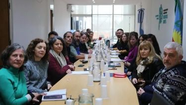 gremios reclaman al gobierno bonaerense la reapertura de paritarias gremios reclaman al gobierno bonaerense la reapertura de paritarias