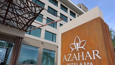 El intendente de San Pedro, Cecilio Salazar, visitó las instalaciones del Hotel Azahar para supervisar el avance de las obras en su etapa final. El intendente de San Pedro, Cecilio Salazar, visitó las instalaciones del Hotel Azahar para supervisar el avance de las obras en su etapa final.