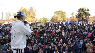 Maxi y la Champions Liga en la fiesta en Pueblo Doyle Maxi y la Champions Liga en la fiesta en Pueblo Doyle