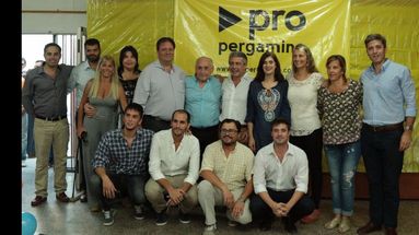 Los dirigentes pergaminenses del PRO que formaron la Mesa Distrital, encabezada por Javier Martínez. (PRO)
