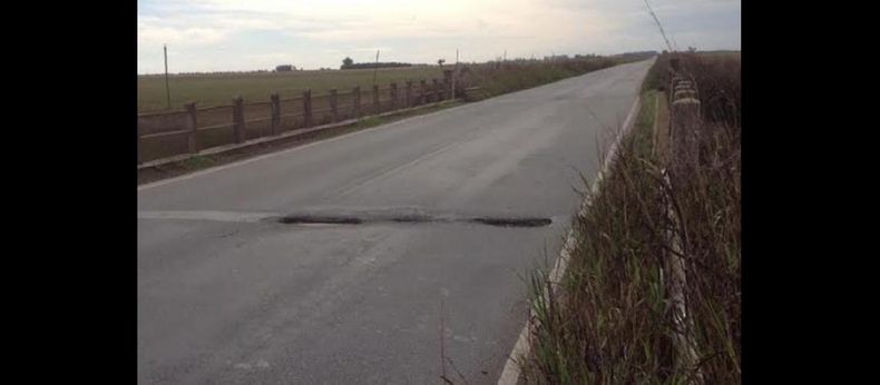 Los problemas que muestra la ruta provincial Nº 32 no son nuevos pero el deterioro es cada vez más peligroso para el tránsito. (INTERNET)