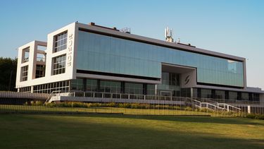 La cita es el jueves 16 de octubre en el edificio corporativo del GRUPO EDISUR, el primero del interior del país en alcanzar la certificación. La cita es el jueves 16 de octubre en el edificio corporativo del GRUPO EDISUR, el primero del interior del país en alcanzar la certificación.