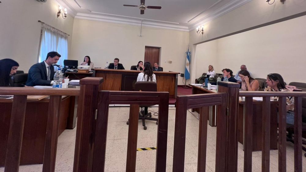 La condena de los jueces del Tribunal Oral en lo Criminal 1 fue para la mujer de 45 años involucrada en la venta de dosis de cocaína al menudeo en su casa de calle Salta. La condena de los jueces del Tribunal Oral en lo Criminal 1 fue para la mujer de 45 años involucrada en la venta de dosis de cocaína al menudeo en su casa de calle Salta.