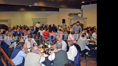 Los trabajadores de los medios de comunicación fueron reconocidos por el Municipio local. (LA OPINION)