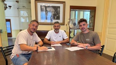 El Centro de Comercio, Industria y Turismo de San Pedro, a través de su Cámara de Turismo, concretó la firma del primer convenio de articulación con un prestador turístico, dando inicio a una nueva etapa de trabajo conjunto entre la institución y el sector privado vinculado al turismo. El Centro de Comercio, Industria y Turismo de San Pedro, a través de su Cámara de Turismo, concretó la firma del primer convenio de articulación con un prestador turístico, dando inicio a una nueva etapa de trabajo conjunto entre la institución y el sector privado vinculado al turismo.