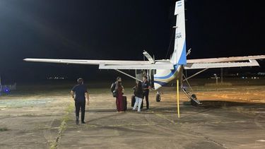 La aeronave despegó a la 1:15 de la pista del Aeródromo provincial de Pergamino hacia centros de salud bonaerenses donde estaban destinados los órganos ablacionados a un paciente donante de Colón. La aeronave despegó a la 1:15 de la pista del Aeródromo provincial de Pergamino hacia centros de salud bonaerenses donde estaban destinados los órganos ablacionados a un paciente donante de Colón.