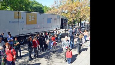 El programa tiene por objetivo visitar las escuelas ubicadas en las localidades de campaña. (ARCHIVO LA OPINION)