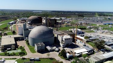 Nucleoeléctrica Argentina alcanzó en 2025 un récord histórico de generación eléctrica, consolidando por segundo año consecutivo su máximo nivel de producción anual y reafirmando su rol estratégico en el abastecimiento energético del país. Nucleoeléctrica Argentina alcanzó en 2025 un récord histórico de generación eléctrica, consolidando por segundo año consecutivo su máximo nivel de producción anual y reafirmando su rol estratégico en el abastecimiento energético del país.