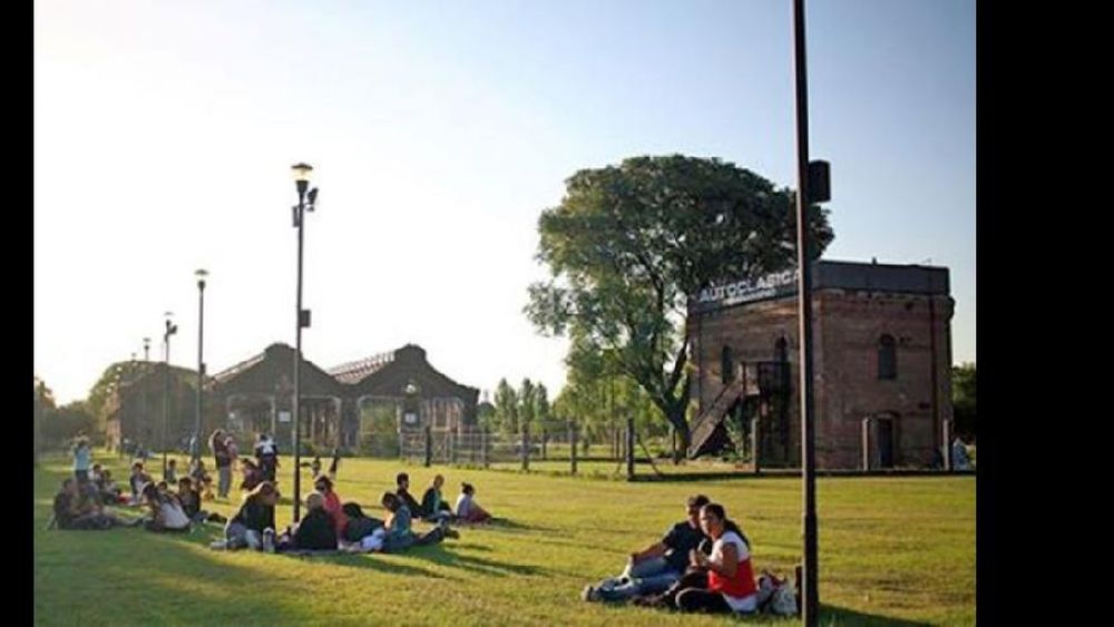 La propuesta será en el Parque España, y la forma de colaborar: lana. (LA OPINION)
