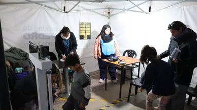 La Secretaría de Salud llevó a cabo una nueva jornada del Operativo Integral de Control de Salud, destinada en esta oportunidad a los niños, niñas y adolescentes que practican actividades deportivas en el Club América. La Secretaría de Salud llevó a cabo una nueva jornada del Operativo Integral de Control de Salud, destinada en esta oportunidad a los niños, niñas y adolescentes que practican actividades deportivas en el Club América.