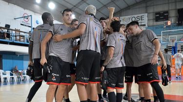 Pergamino Básquet afrontará una parada brava tras la caída de local ante Ciclista. Pergamino Básquet afrontará una parada brava tras la caída de local ante Ciclista.